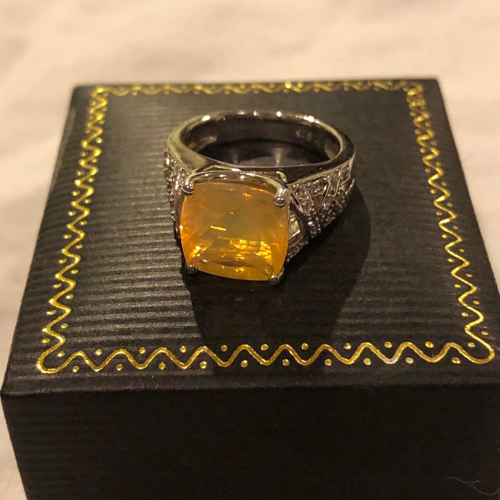 Fancy silver fiery yellow stone cocktail ring